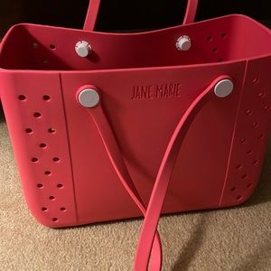Jane Marie multi-purpose tote bag.